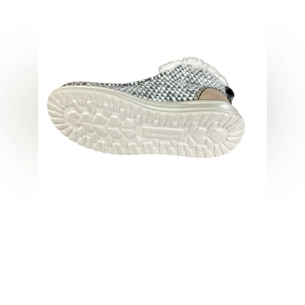 Hey Dude Denny Stone Grey Faux Fur Slip on Shoes Women's size 10